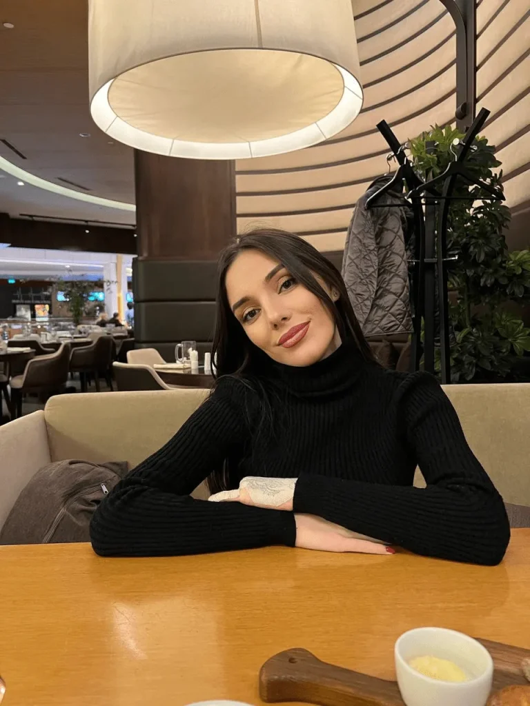 Эскорт модель в Москве