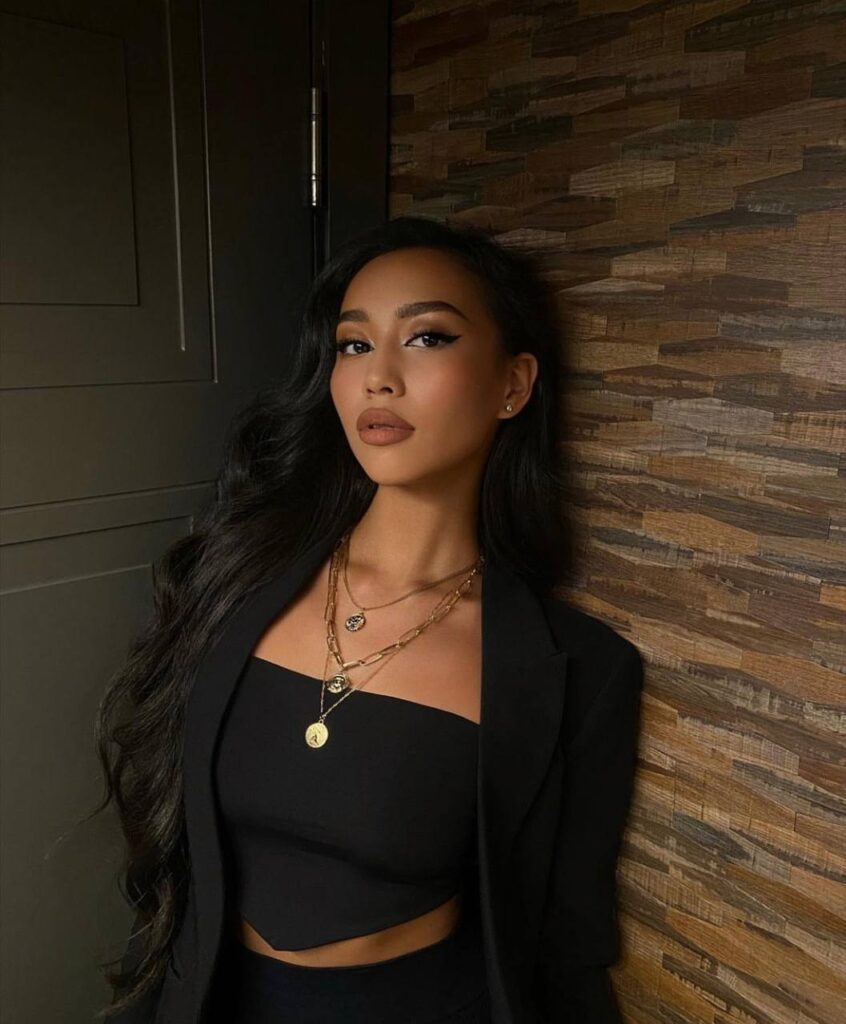 Московская эскортница